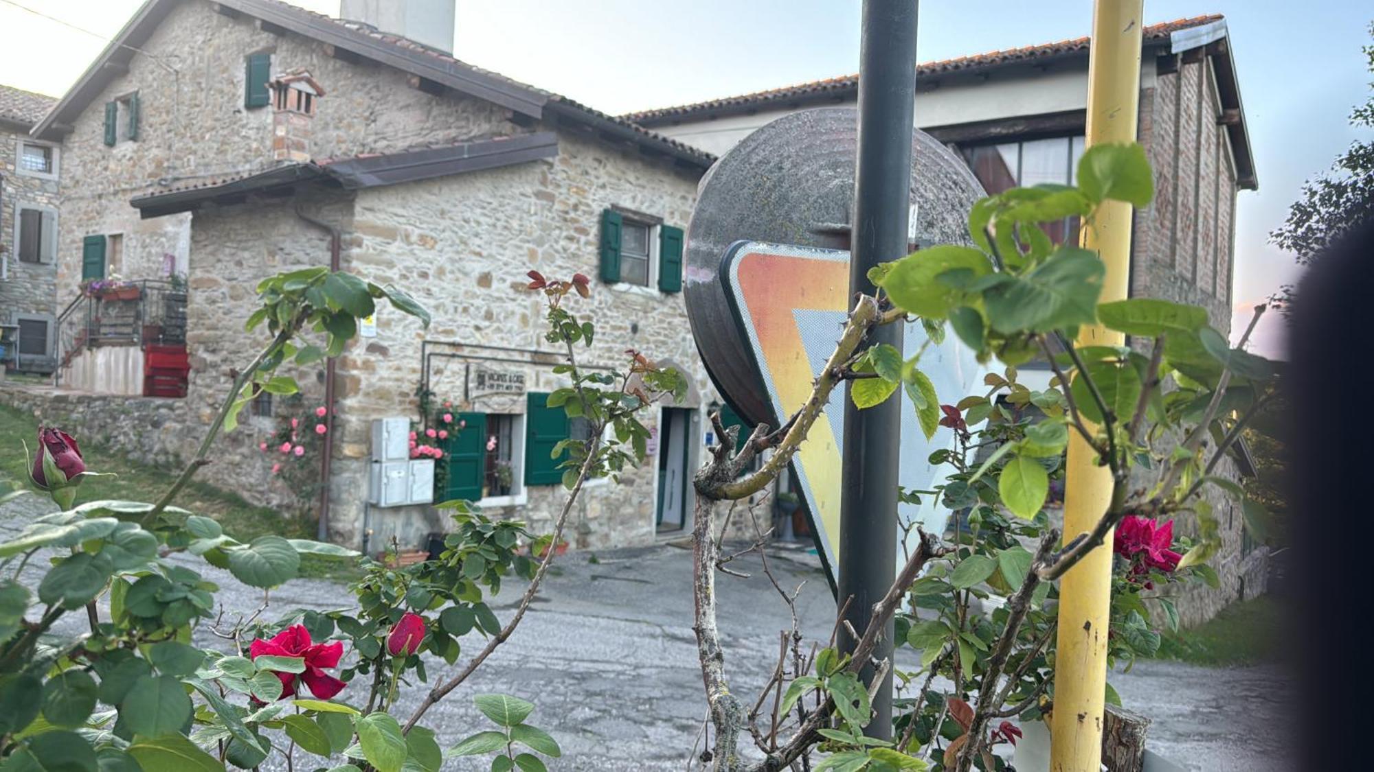 La Corte Dei Celti San Benedetto Del Querceto Exteriör bild